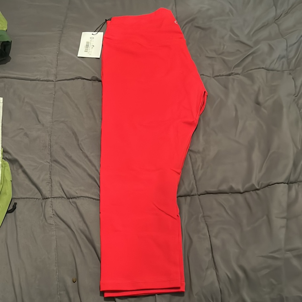 Zyia Red Ascend Hi-Rise Capri 20” size 20